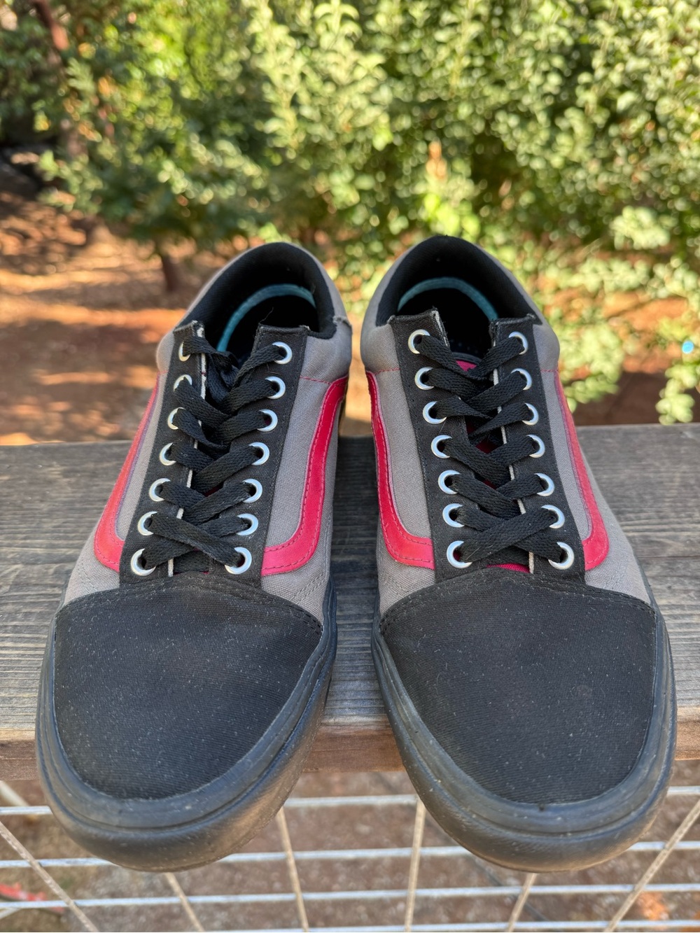 Men's Vans Customs Old Skool Lace-Up Skate Shoes in Black, Gray & Red